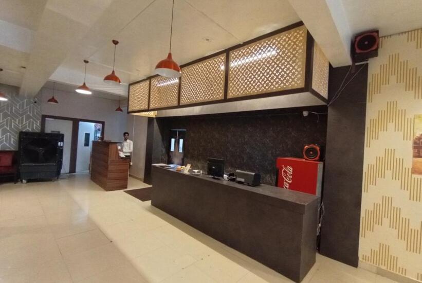 Hotel Lakeview By Bookingcare Chhatarpur Buitenkant foto