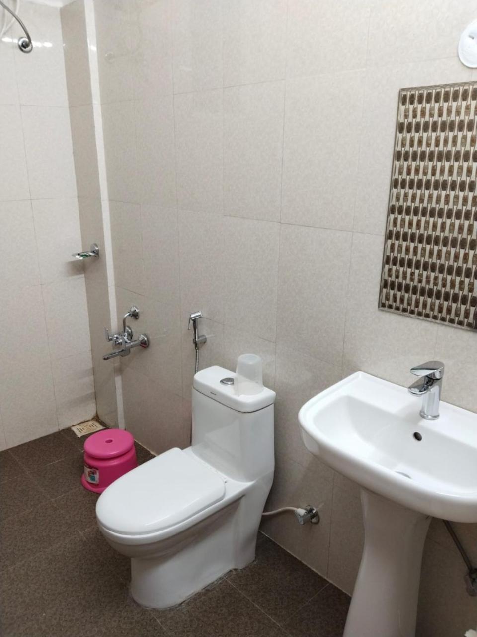 Hotel Lakeview By Bookingcare Chhatarpur Buitenkant foto