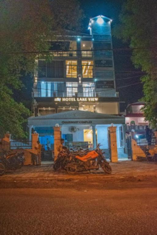 Hotel Lakeview By Bookingcare Chhatarpur Buitenkant foto